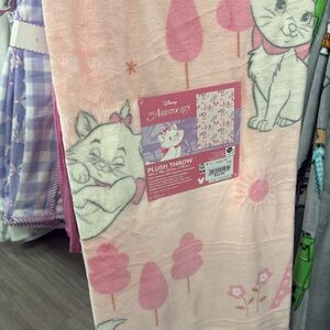 Disney Aristocats Pink and White Plush Blanket